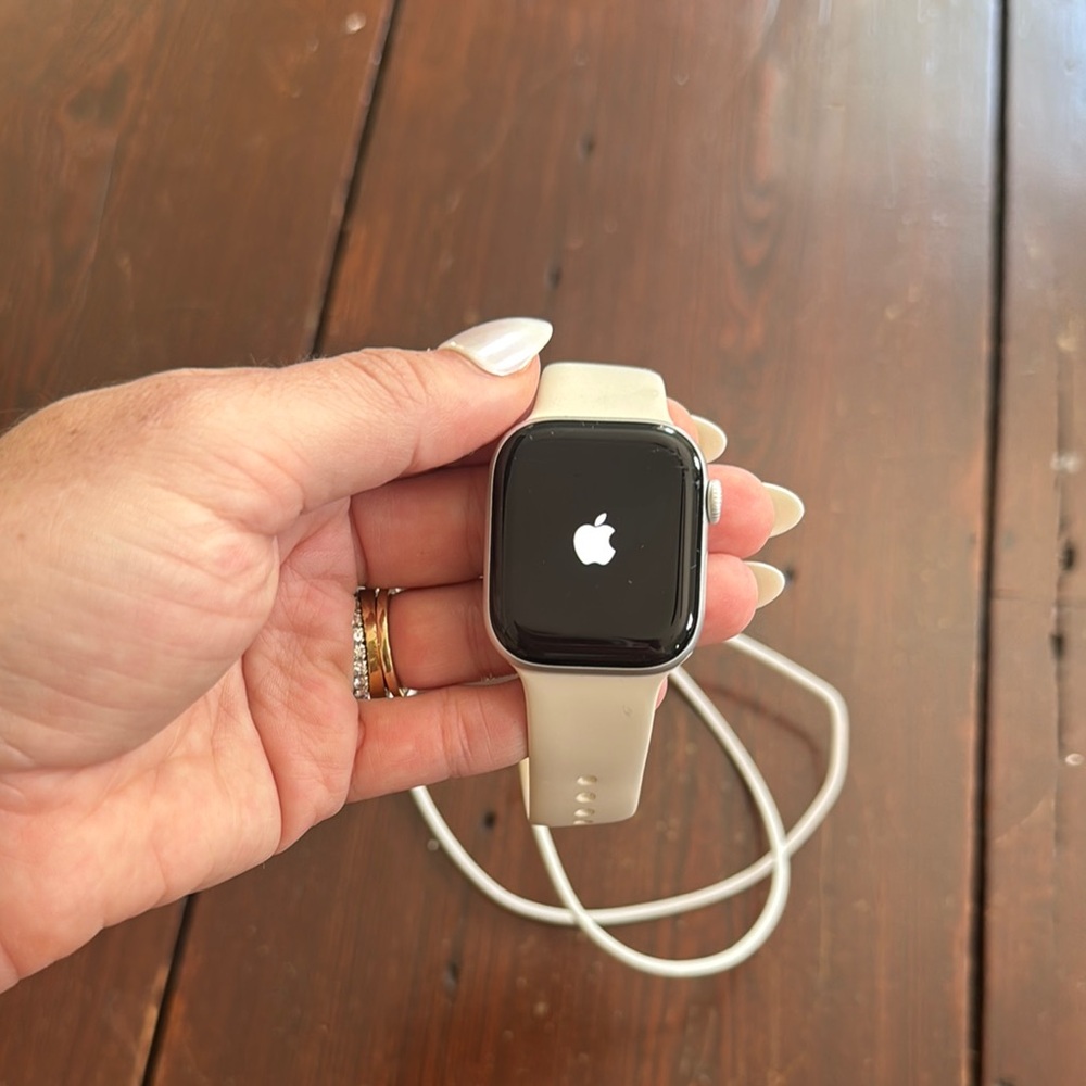 Apple Watch Series 10 GPS, 42mm Silver Aluminum Sport Case with Starlight Sport - Picture 7 of 16